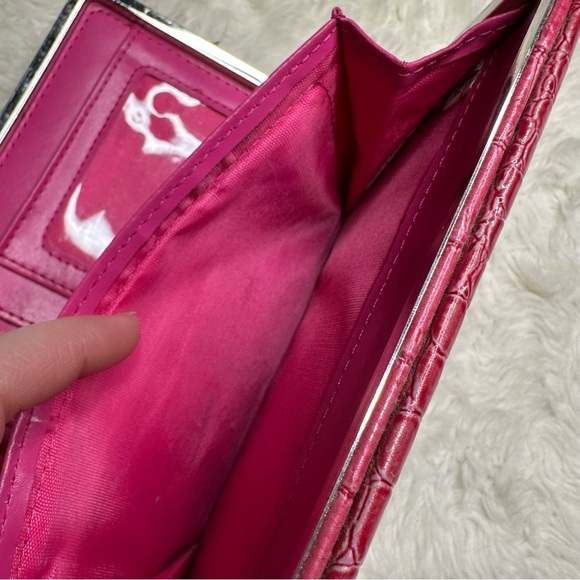 Clutch Wallet Faux Embossed Crocodile Print Pink - Picture 14 of 16